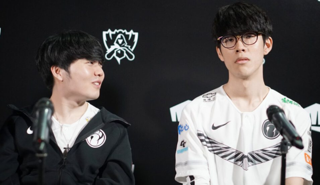 自己在勇士 自己在勇士