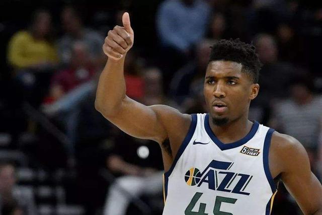 退役纪念 退役纪念