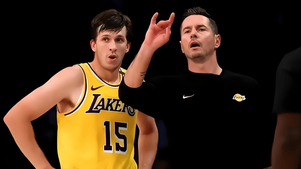 这套组合更 这套组合更